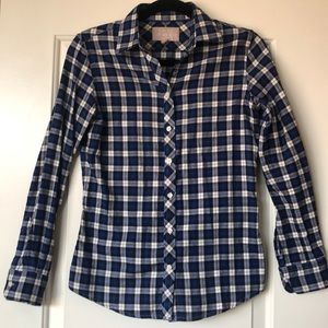 Super soft Banana Republic flannel like shirt.
